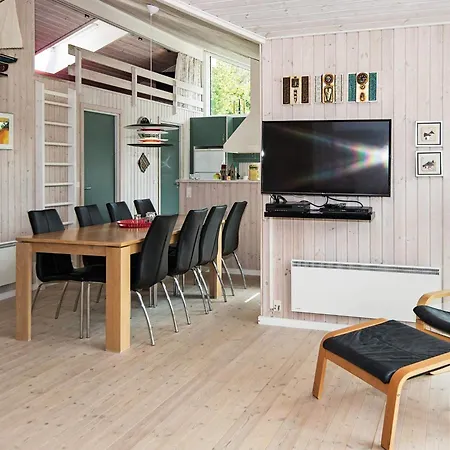 Beachside Bliss In Lyngsbaek - By Traum 埃贝尔托夫特